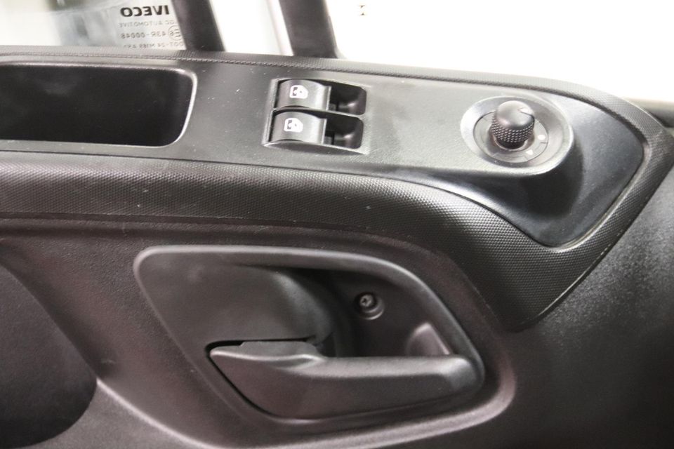 Iveco Daily 35S14V 2.3 L2H2 AIRCO CRUISE CONTROL EURO 6