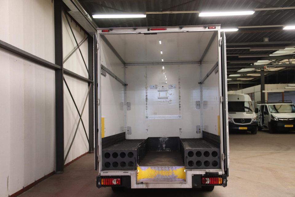 Renault Master 170PK AUTOMAAT LOWLINER VERKOOPWAGEN PAARDENWAGEN