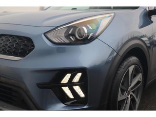 Kia Niro 1.6 GDi Hybrid DynamicLine 140PK Automaat 18 inch Half Leder Navigatie Camera Adaptive Cruise Lane Assist Clima Carplay Android