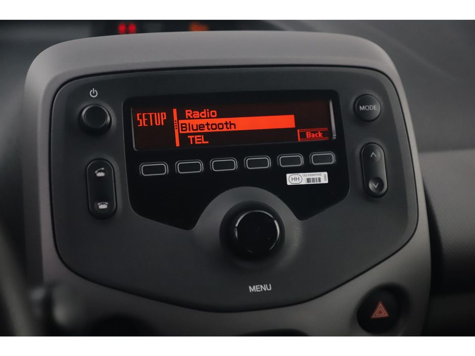 Peugeot 108 1.0 e-VTi Active Radio Bluetooth Airco Elektrische Ramen LED Dagrijverlichting