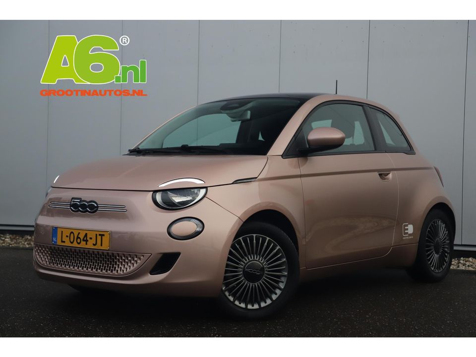 Fiat 500 Icon 42 kWh Automaat Panoramadak Navigatie LED Carplay Android Bluetooth 16 inch LMV Clima Cruise Parkeersensor