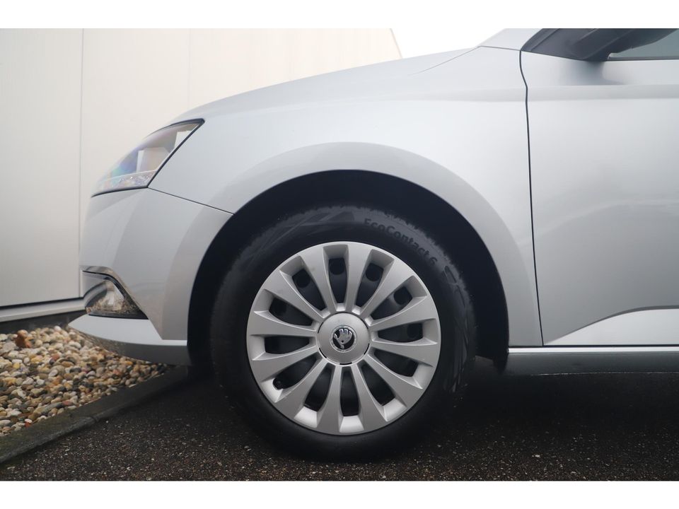 Škoda Fabia Combi 1.0 TSI Ambition 95PK Trekhaak Navigatie Carplay Android Bluetooth Airco Cruise Parkeersensor