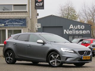 Volvo V40 1.5 T3 Polar+ Sport R-Design AUTOMAAT | TREKHAAK | PANORAMADAK | HARMAN/KARDON | DEALER ONDERHOUDEN | FULL LED KOPLAMPEN