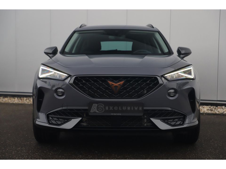 CUPRA Formentor 1.4 TSI e-Hybrid Essential 204PK DSG Automaat Virtual 18 inch Black Optic Keyless Full LED Half Leder Carplay Android Navigatie Parkeersensor Stuur & Stoelverwarming Dealer Onderhouden!