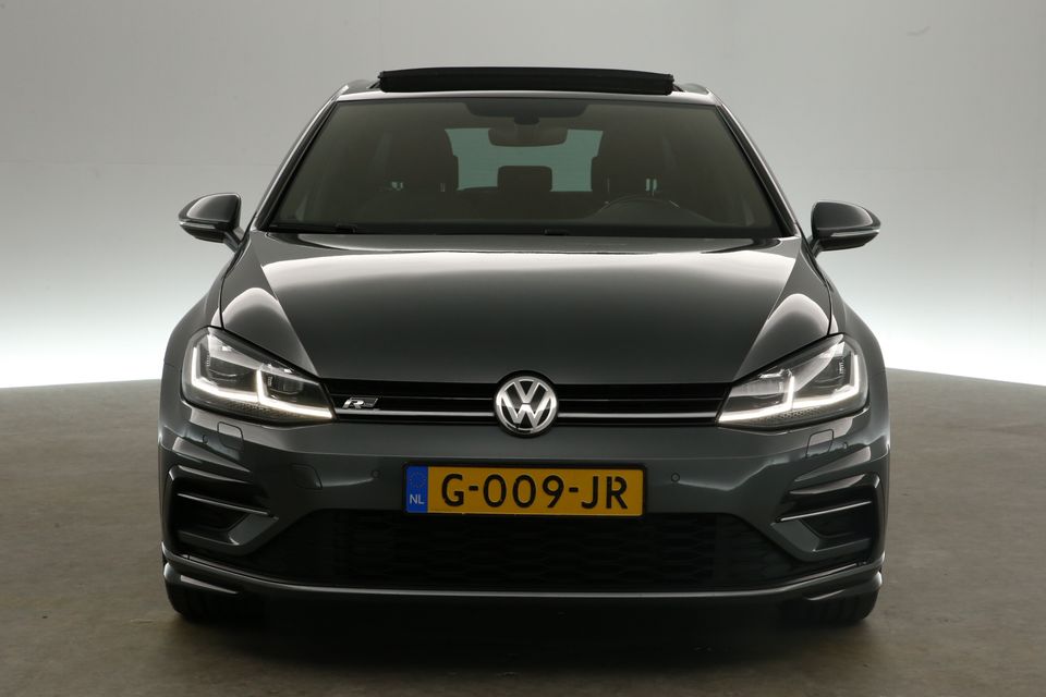 Volkswagen Golf 1.5 TSI 150PK R-line Automaat Pano ACC Clima Carplay Navi LED 18"LMV Stoelverwarming DSG Virtual Trekhaak