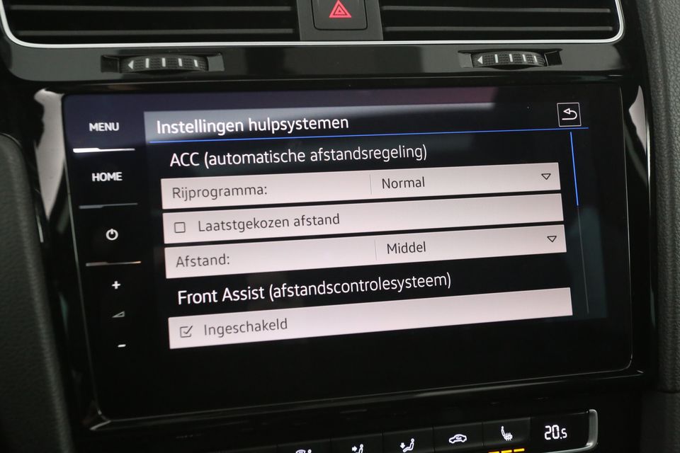 Volkswagen Golf 1.5 TSI 150PK R-line Automaat Pano ACC Clima Carplay Navi LED 18"LMV Stoelverwarming DSG Virtual Trekhaak