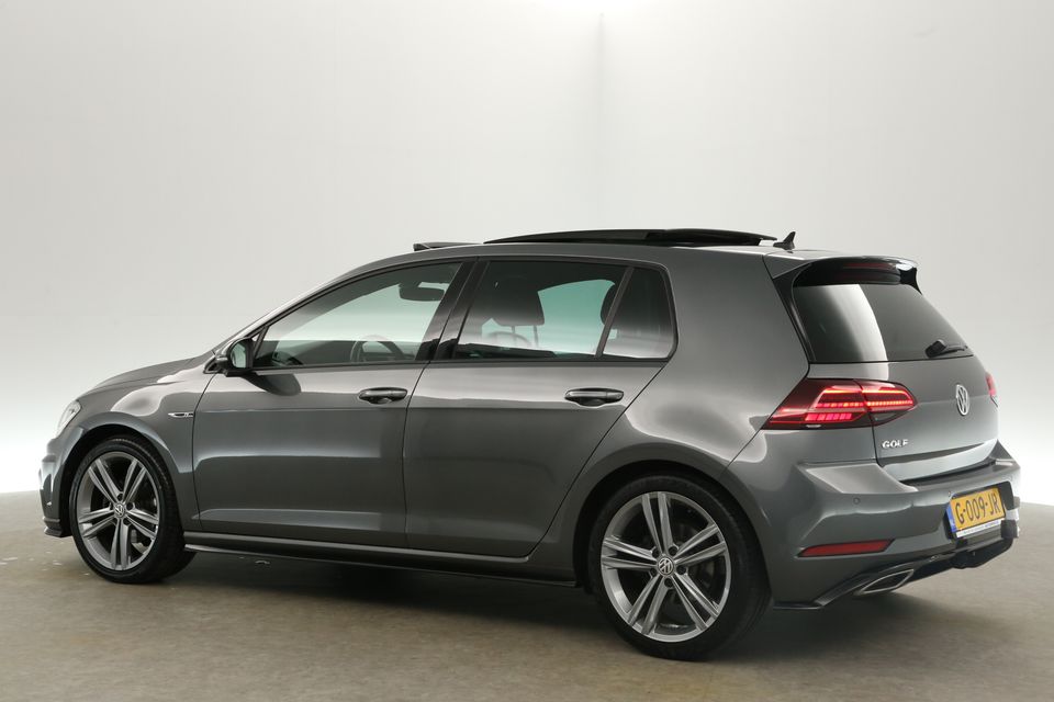 Volkswagen Golf 1.5 TSI 150PK R-line Automaat Pano ACC Clima Carplay Navi LED 18"LMV Stoelverwarming DSG Virtual Trekhaak