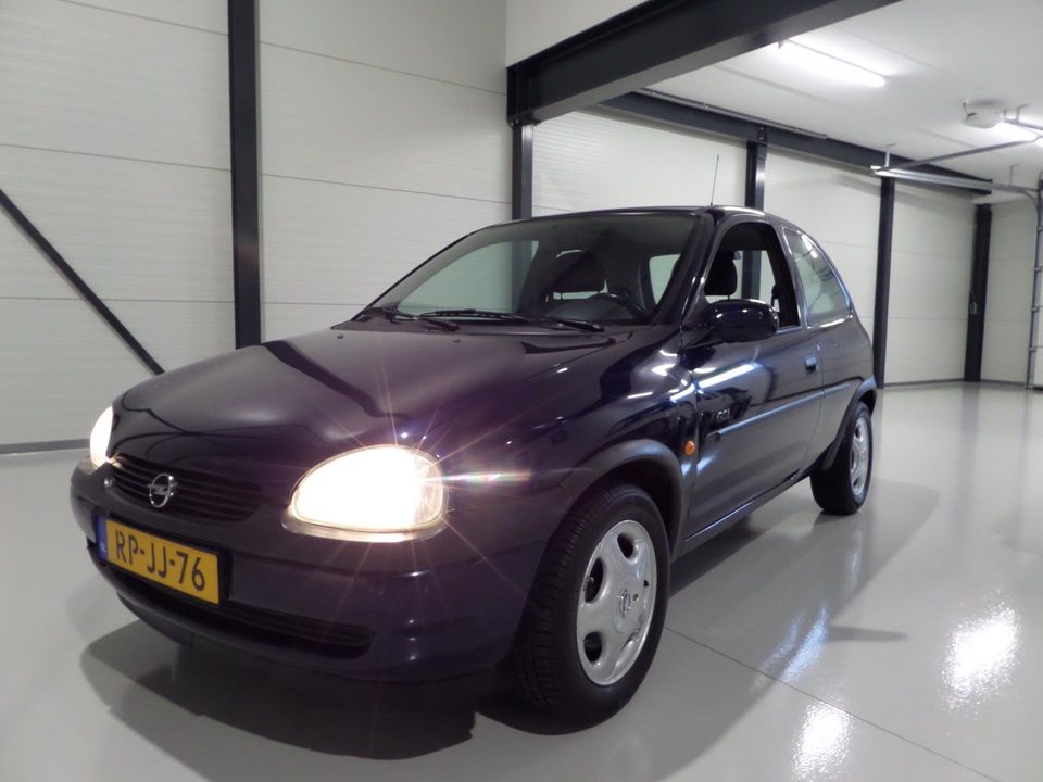 Opel Corsa 1.6i-16V GSi Optic "Origineel NL!" 1e eigenaar! Unieke auto in nieuwstaat !