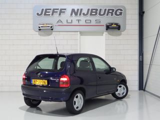 Opel Corsa 1.6i-16V GSi Optic "Origineel NL!" 1e eigenaar! Unieke auto in nieuwstaat !