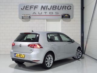 Volkswagen Golf 1.2 TSI Highline Connected Series "Origineel NL!" Apple-carplay Camera, van 2e eigenaar in zeer nette staat!