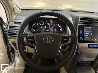 Toyota Land Cruiser 2.8 D-4D-F Professional - CARPLAY UNIEK!