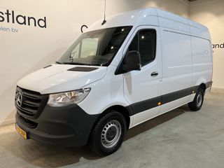 Mercedes-Benz Sprinter 317 CDI L2H2 RWD Automaat / Euro 6 / MBUX / Trekhaak 3500 KG / Airco / Cruise Control / Camera / CarPlay / 3-Zits / 8.700 KM !!