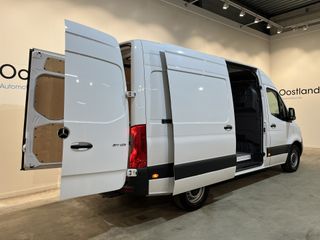 Mercedes-Benz Sprinter 317 CDI L2H2 RWD Automaat / Euro 6 / MBUX / Trekhaak 3500 KG / Airco / Cruise Control / Camera / CarPlay / 3-Zits / 8.700 KM !!