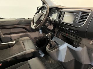 Opel Vivaro 2.0 CDTI L3H1 123 PK / Servicebus / Würth Inrichting / Euro 6 / Airco / Cruise Control / Camera / CarPlay / 3-Zits /