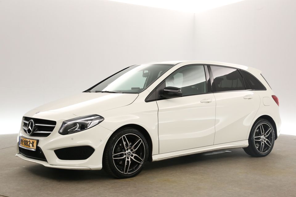 Mercedes-Benz B-Klasse 200 d Ambition Automaat Airco Camera Cruise LED Navi PDC Stoelverwarming 18"LMV