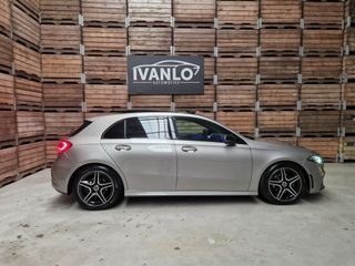 Mercedes-Benz A-Klasse 180 Premium Plus AMG Pano LED Sfeer Sound+ camera LM