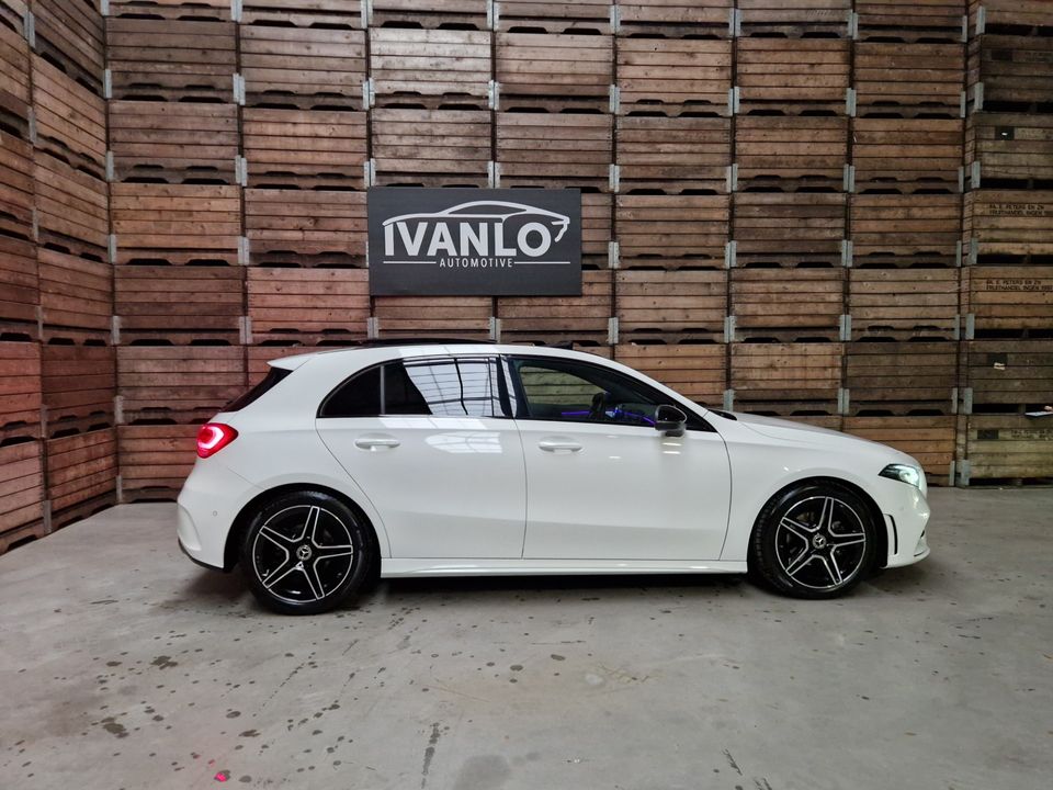 Mercedes-Benz A-Klasse 180 Business Solution AMG Panoramadak Sfeer verkeersbordherk. 18"LM