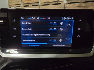 Peugeot 208 1.2 PureTech Active Pack Airco carplay Cruise Airco LM