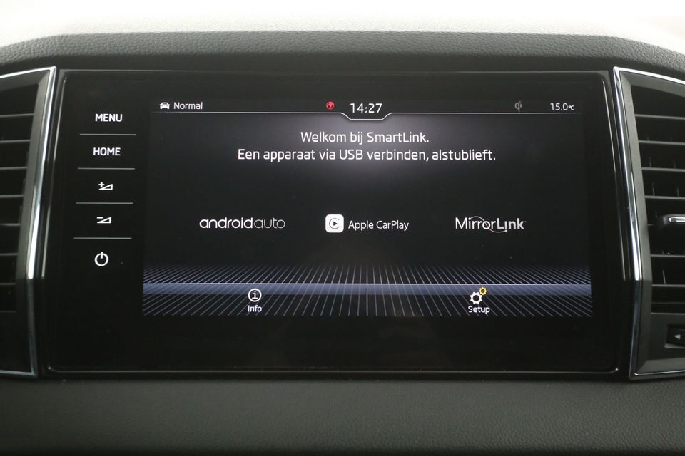 Škoda Karoq 1.5 TSI 150PK Automaat Pano Canton-Audio Sfeer Carplay Airco Camera Cruise LED DSG Memory-seats Navi PDC 19"LMV Trekhaak