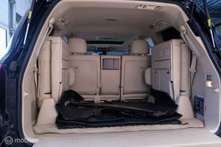 Lexus LX 570 5.7 V8 389 pk | 8 persoons | Mark Levinson | luchtvering | unieke auto!