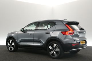 Volvo XC40 2.0 T4 Momentum 191PK Automaat Pano LED Camera Carplay Clima Cruise Virtual PDC Navi 19"LMV