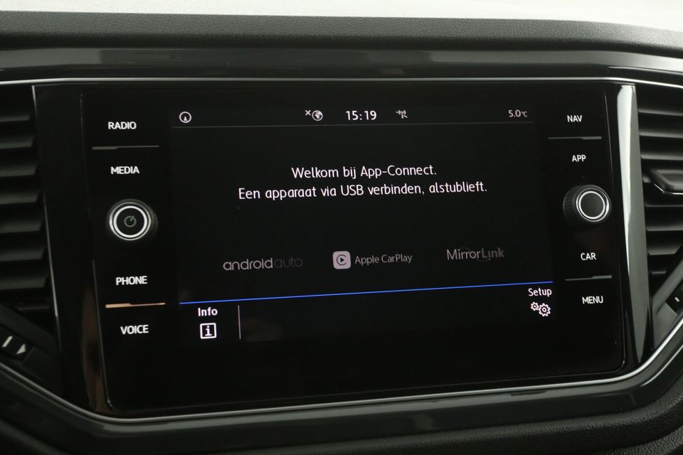 Volkswagen T-Roc 1.5 TSI Sport 150PK Automaat Camera Carplay Virtual LED Clima Cruise Navi PDC DSG 18''LMV Trekhaak