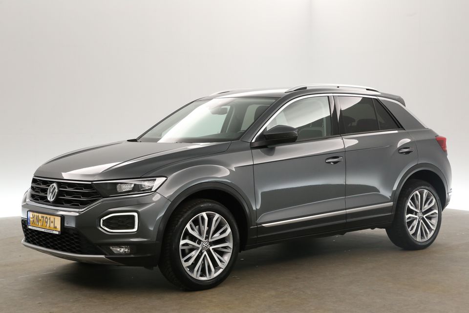 Volkswagen T-Roc 1.5 TSI Sport 150PK Automaat Camera Carplay Virtual LED Clima Cruise Navi PDC DSG 18''LMV Trekhaak