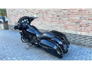 Harley Davidson FLHX Streetglide 103CI CVO Street glide