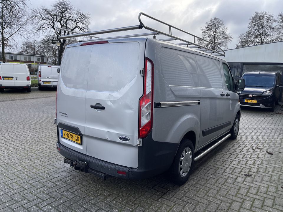 Ford Transit Custom 270 2.0 TDCI L1H1 Trend / rijklaar € 10.950 ex btw / lease vanaf € 201 / airco / cruise / navi / trekhaak 2350 kg / imperlal / achteruit rijcamera