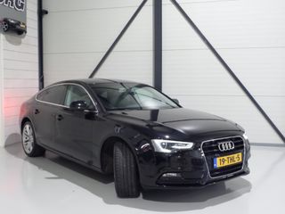 Audi A5 Sportback 1.8 TFSI Pro Line "Origineel NL!" 19"Velgen Navigatie Bluetooth, van 2e eigenaar in UNIEK mooie staat!