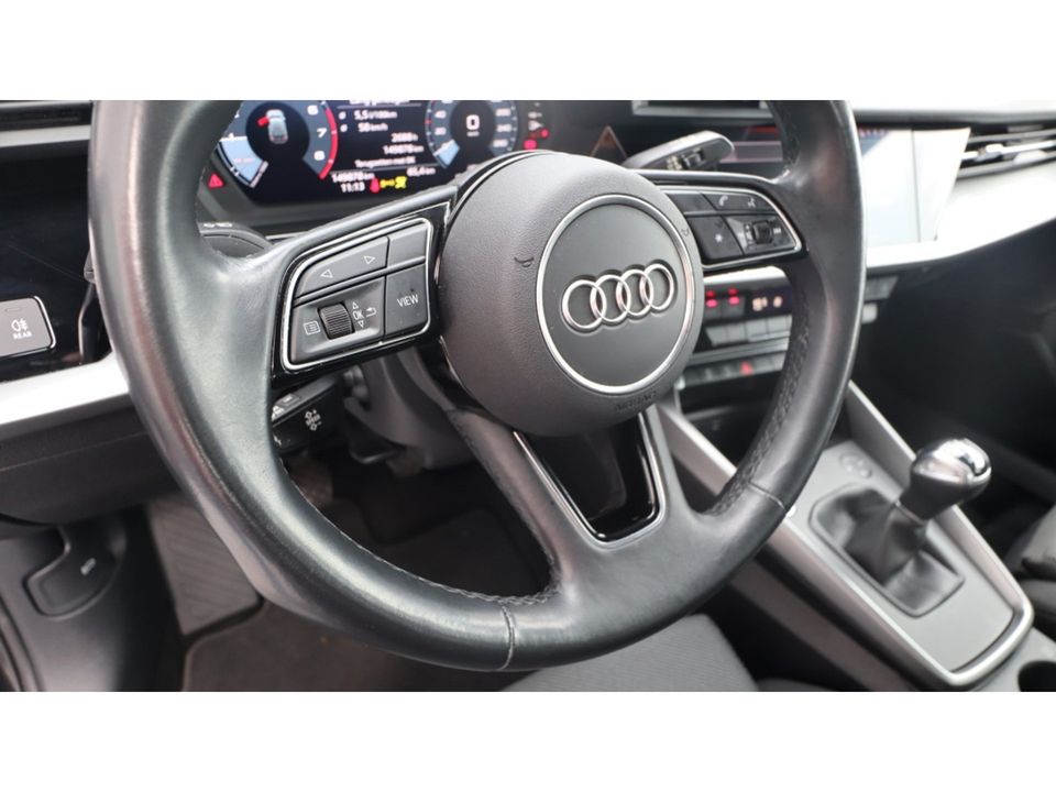 Audi A3 Sportback 30 TFSI Bns edition | Sport | Led | Matrix | Media | PDC