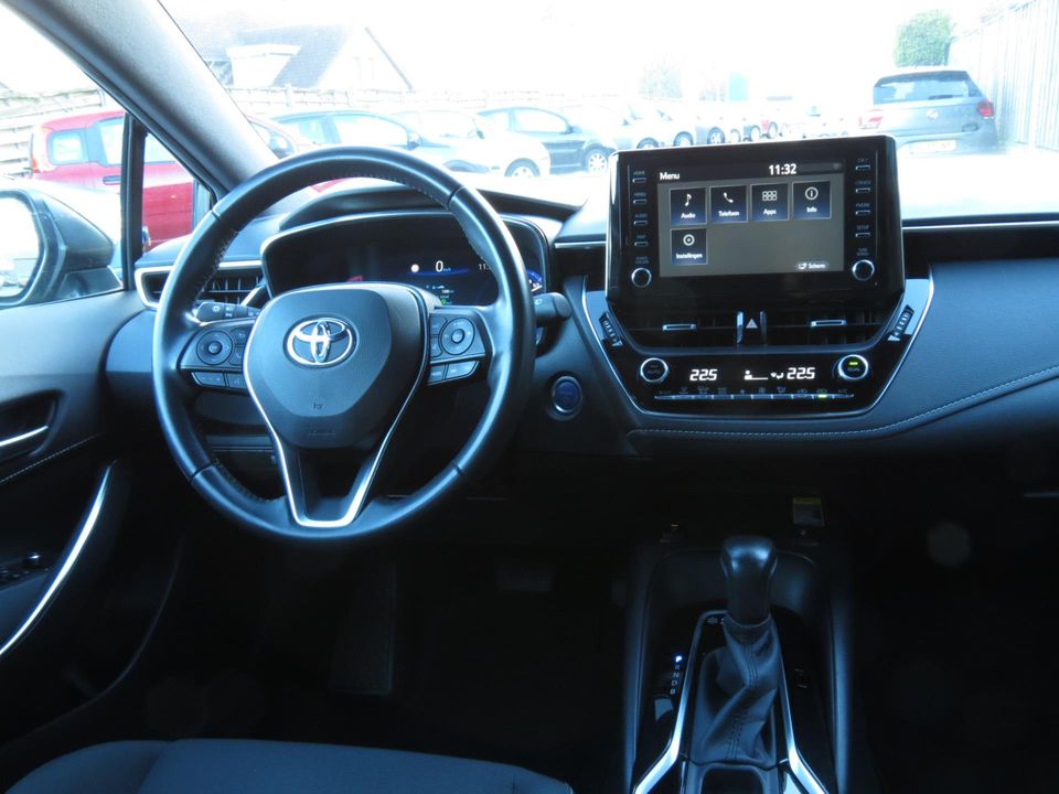 Toyota Corolla 1.8 Hybrid Business Plus 1e EIGENAAR | CAMERA | APPLE CARPLAY/ANDROID AUTO | KEYLESS ENTRY+START | DAB+ | STOELVERW