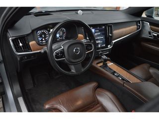 Volvo V90 T4 Automaat Inscription| Luchtvering | Bowers en Wilkins | 360 camera | Trekhaak 1.800kg