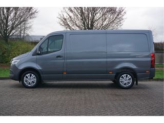 Mercedes-Benz Sprinter 319CDI Select L2H1 BPM VRIJ!! 10.25" Mbux, ACC, LED, 3.5T Trekhaak, 17" LM!! NR. 668