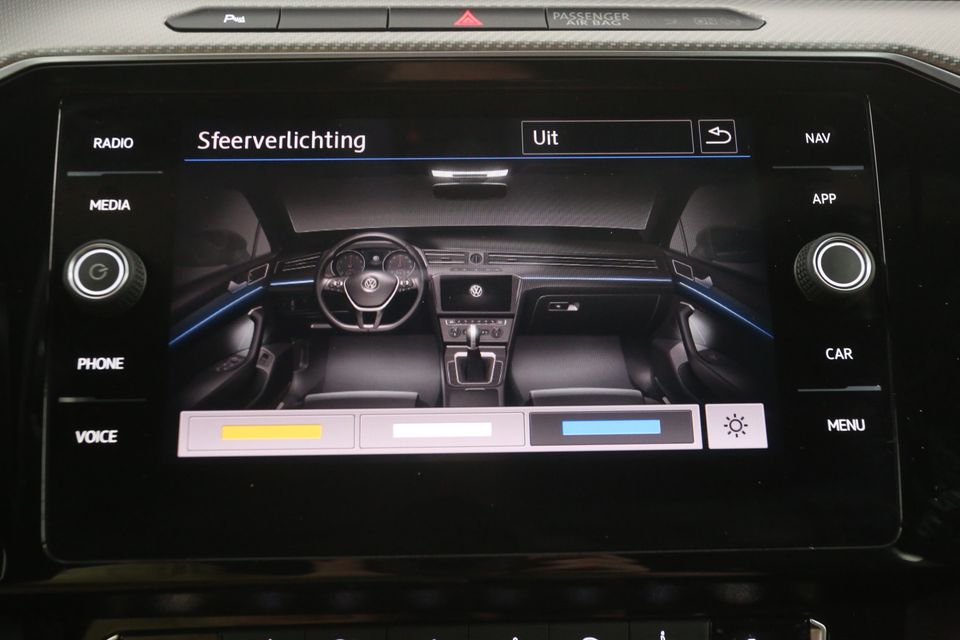 Volkswagen Arteon 1.5 TSI R-line 150PK Automaat Pano Sfeerverl. ACC Clima Carplay PDC Navi LED 18"LMV