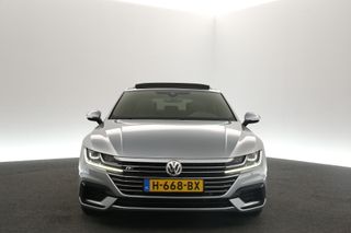 Volkswagen Arteon 1.5 TSI R-line 150PK Automaat Pano Sfeerverl. ACC Clima Carplay PDC Navi LED 18"LMV