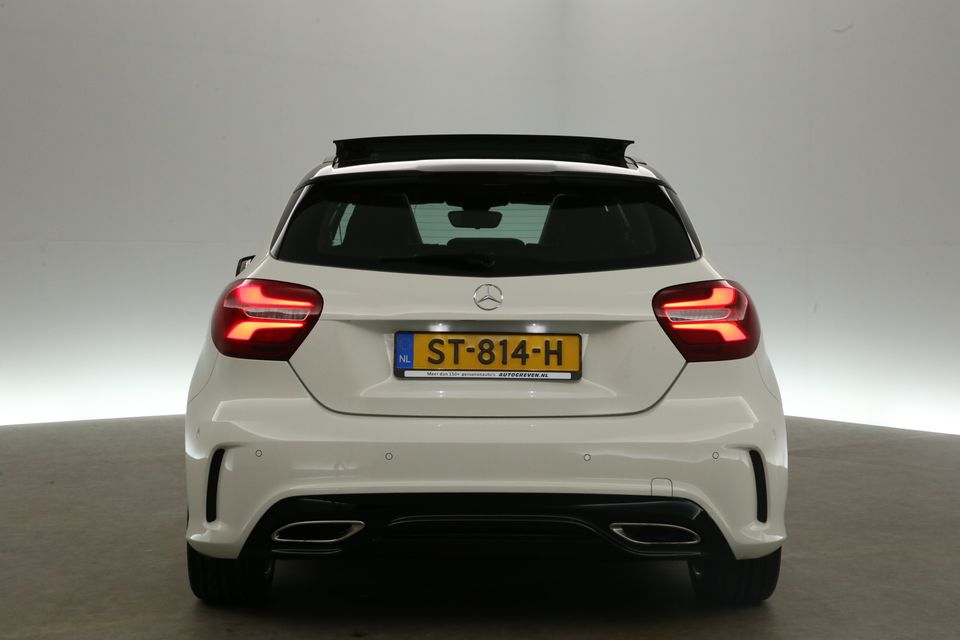 Mercedes-Benz A-Klasse 180 AMG Automaat Pano Airco Camera Cruise Carplay PDC Navi Sfeerverl. LED 18"LMV