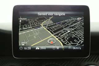 Mercedes-Benz A-Klasse 180 AMG Automaat Pano Airco Camera Cruise Carplay PDC Navi Sfeerverl. LED 18"LMV