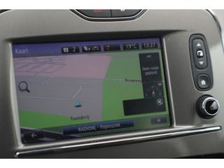 Renault ZOE Q90 Bose Quickcharge 41 kWh INCL ACCU Navigatie Leder Clima Achteruitrijcamera PDC BOSE Audio