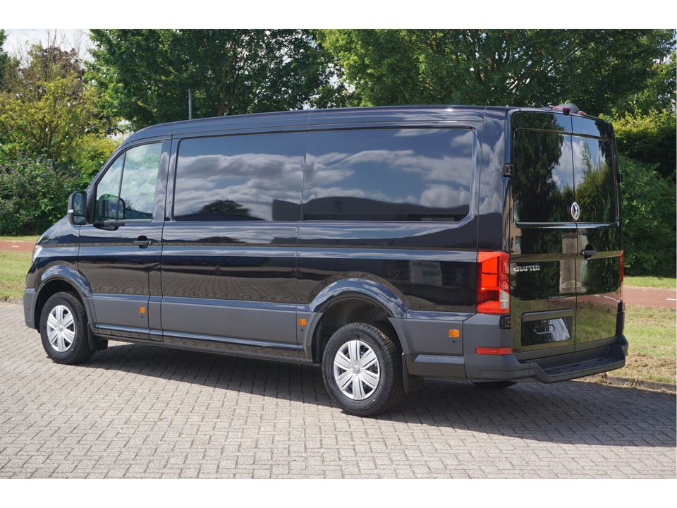 Volkswagen Crafter 35 177PK L3H2 AUT Facelift BPM VRIJ!! 13" Navi, Camera, Gev. Stoel, LED!! NR. 825