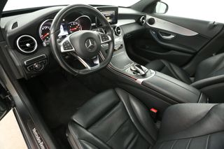 Mercedes-Benz C-Klasse 180 AMG Sport Edition 157PK Automaat Pano Camera Clima Cruise Leder Navi PDC LED 19''LMV Trekhaak