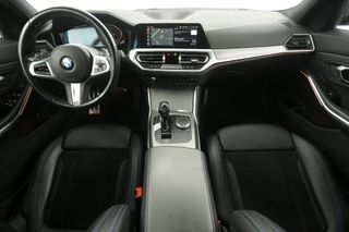 BMW 3 Serie 318i Executive Edition 157PK Automaat Clima Sfeer LED Virtual Cruise Navi PDC 18''LMV