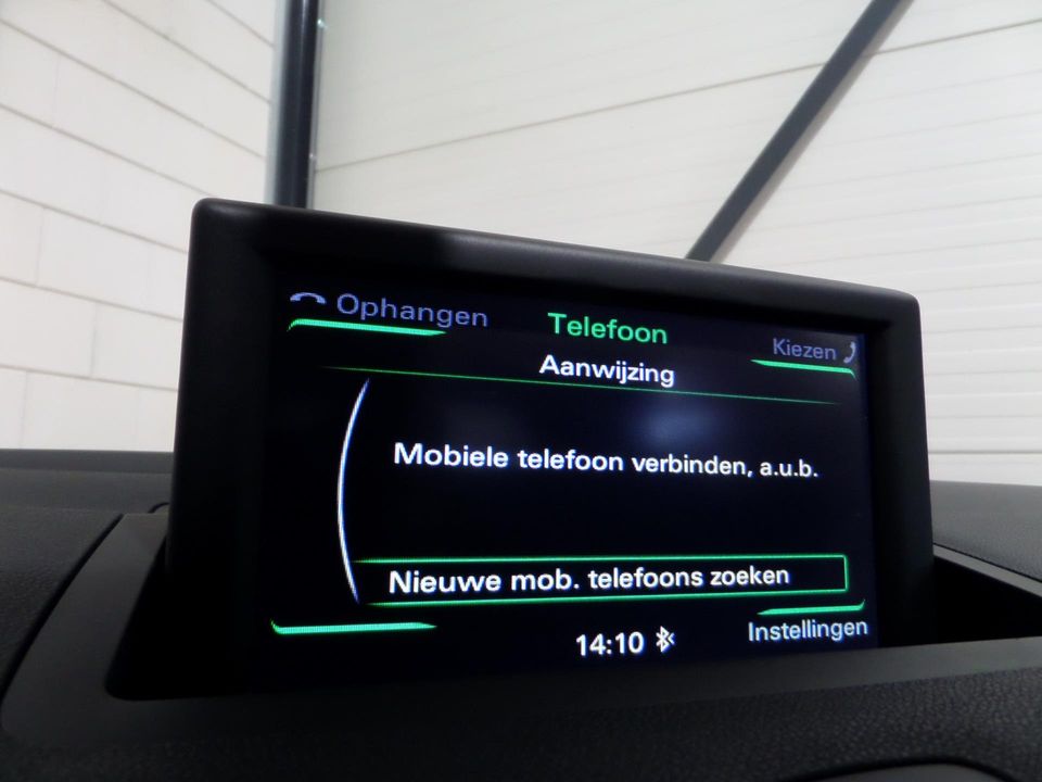 Audi A1 Sportback 1.2 TFSI Admired S-Line "Origineel NL!" Navigatie Bluetooth 17"Velgen Parkeersens, van 1e eigenaar in nieuwstaat