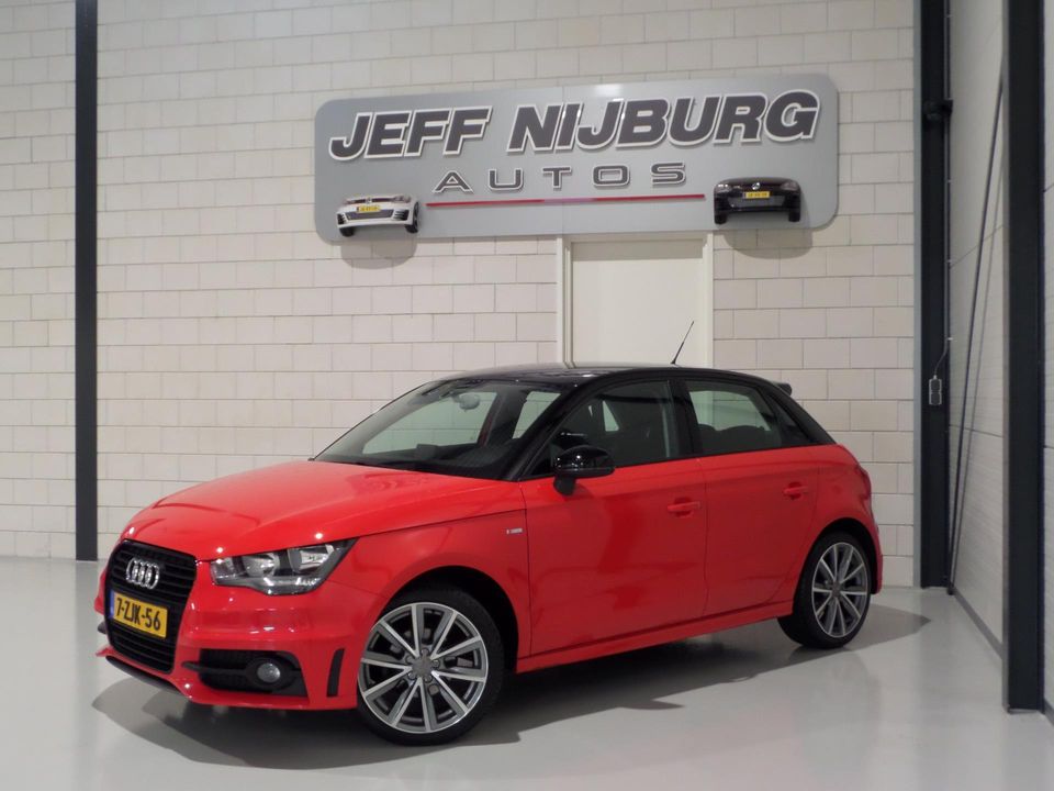 Audi A1 Sportback 1.2 TFSI Admired S-Line "Origineel NL!" Navigatie Bluetooth 17"Velgen Parkeersens, van 1e eigenaar in nieuwstaat