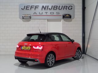 Audi A1 Sportback 1.2 TFSI Admired S-Line "Origineel NL!" Navigatie Bluetooth 17"Velgen Parkeersens, van 1e eigenaar in nieuwstaat