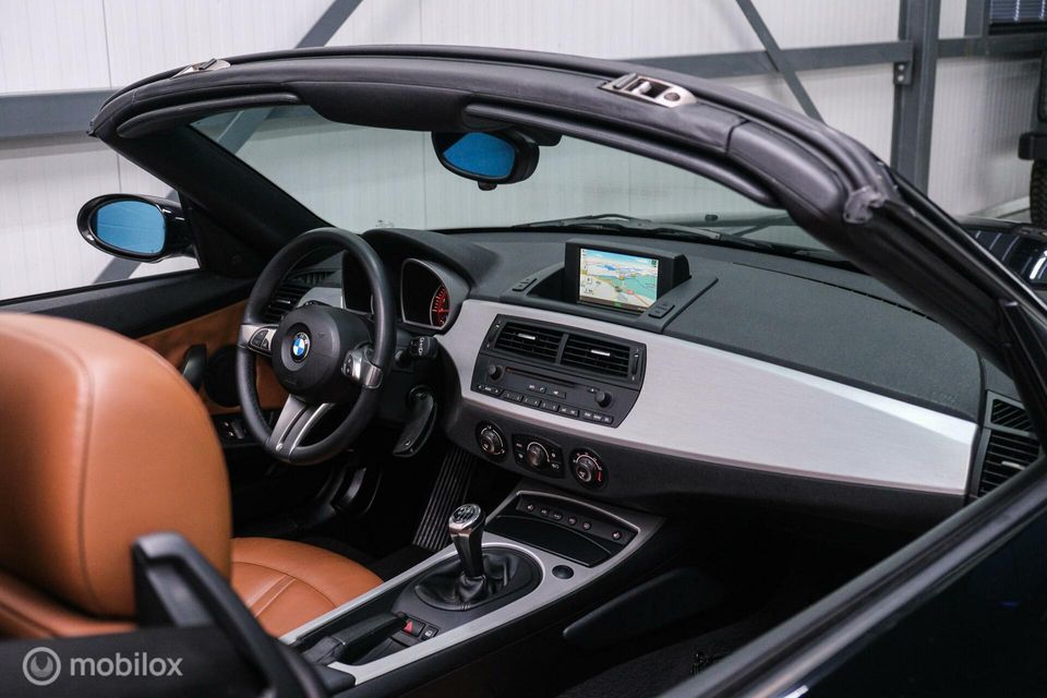 BMW Z4 Roadster 3.0si Executive 265 pk | Hardtop | lage km | DSP | youngtimer | lederpakket | memory | xenon |