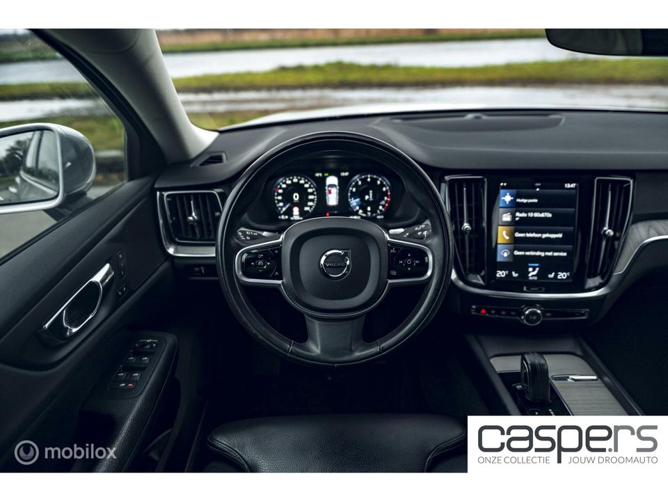 Volvo V60 Cross Country 2.0 B5 AWD Pro | Trekhaak | Apple Carplay