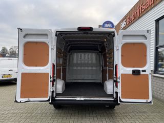 Fiat Ducato 30 2.3 MultiJet L2H2 / vaste prijs rijklaar € 20.950 ex btw / lease vanaf € 375 / cruise en climate control / euro 6 / achteruit rijcamera / navigatie !