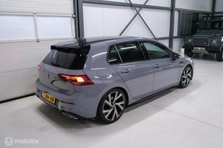 Volkswagen Golf 1.5 eTSI R-Line | Ambiance | ACC | Moonstone Grey | Stuurwielverwarming | Camera |