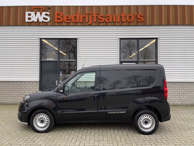 Fiat Doblò Cargo 1.6 MJ L1H1 S Trekking / vaste prijs rijklaar € 13.950 ex btw / lease vanaf € 256 / airco / cruise control / zwart metallic / Apple Carplay Android Auto / euro 6 diesel !